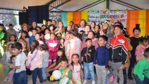 97279-dia-de-las-infancias-el-gobernador-compartio-con-mas-de-400-ninios-el-festival-el-escenario-es-nuestro-20240817002523