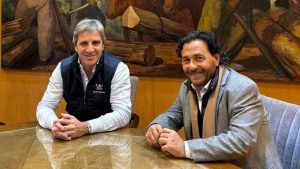 97320-el-gobernador-saenz-se-reunio-con-el-ministro-caputo-para-agilizar-obras-viales-comprometidas-por-nacion