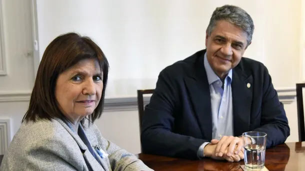 bullrich-macri-1jpg